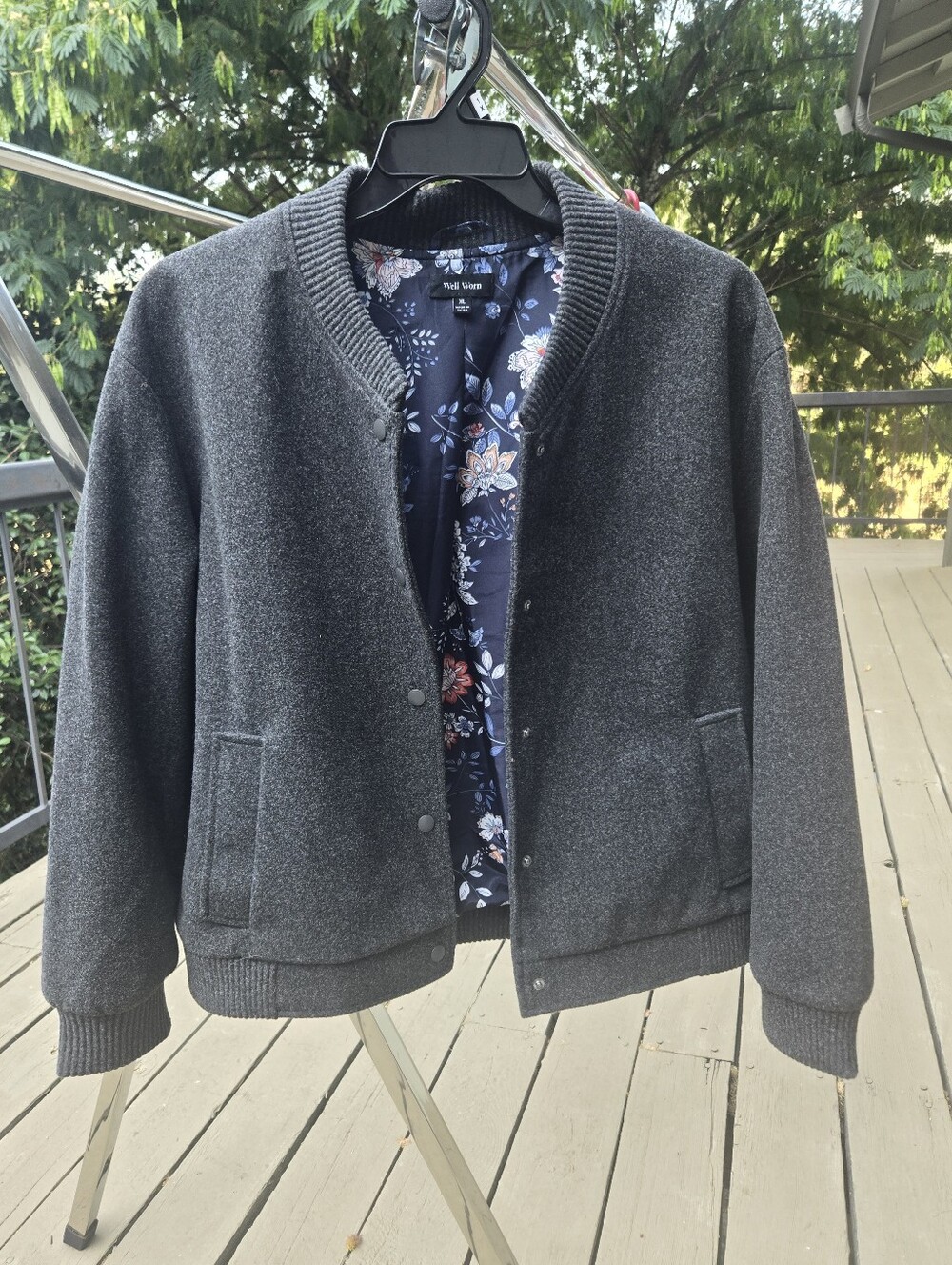 Well Worn XL Grey Womens Bomber Jacket
